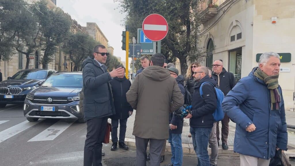 Rotatoria viale Otranto e disagi, sopralluogo della commissione Traffico