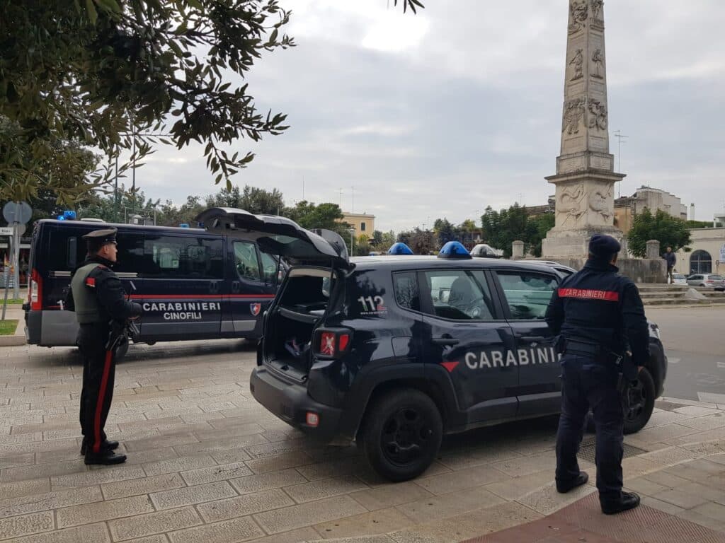 Evadono dai domiciliari: due uomini rintracciati e arrestati in poche ore