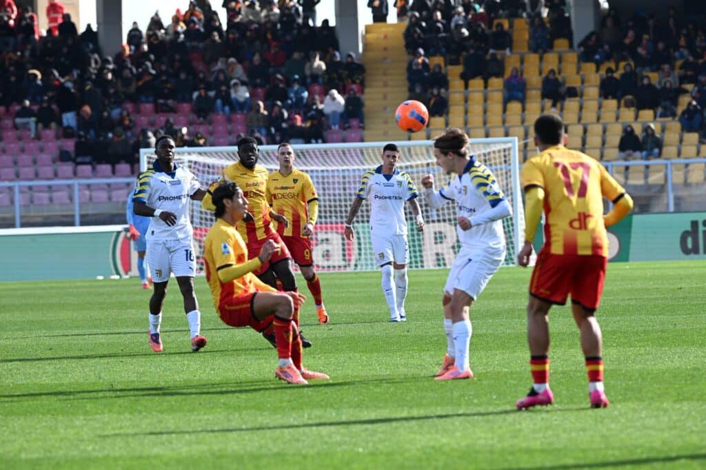 S(Banda)ta Lecce: i giallorossi gettano al vento la partita contro il Parma