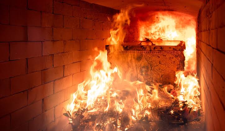 Scorrano boccia il forno crematorio: il referendum dice no con 1844 voti contrari