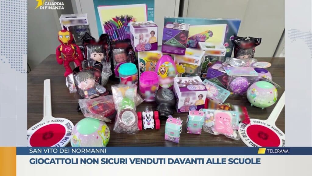 Giocattoli non sicuri venduti davanti alle scuole