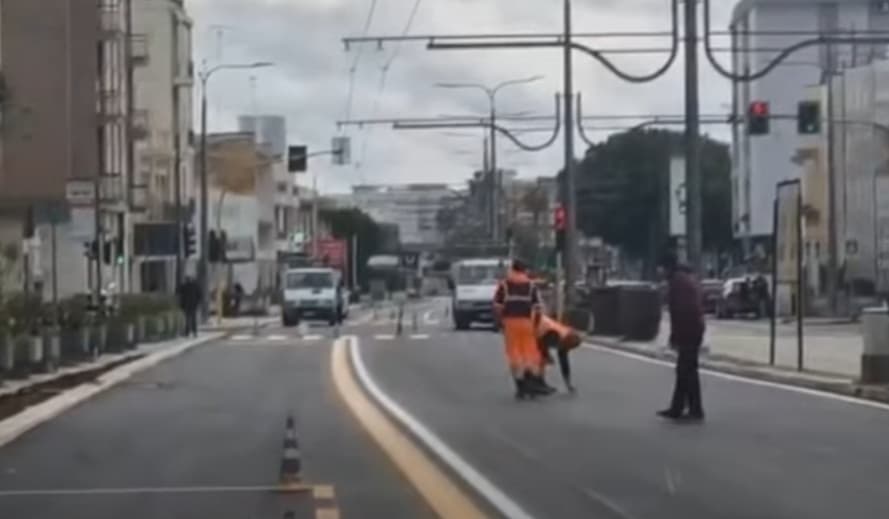 Riaperto viale Leopardi a Lecce