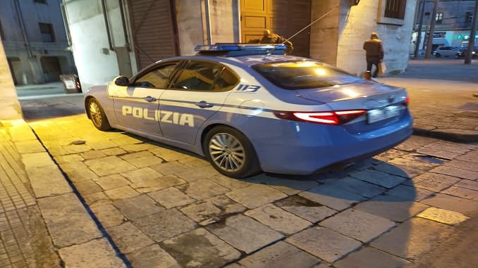Lancio di petardi, volto travisato e violenze durante Scorrano-Cutrofiano: emessi due Daspo