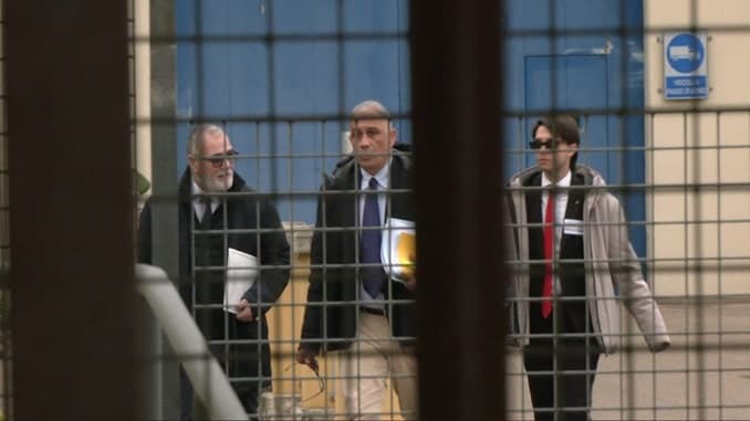 Assalto al portavalori, indagati in silenzio davanti al Gip. Restano in carcere