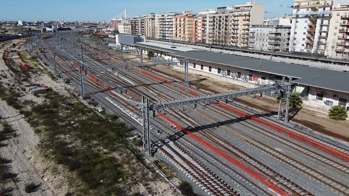 Treni, lavori al nodo di Bari: dal 5 all'8 marzo modifiche ai collegamenti