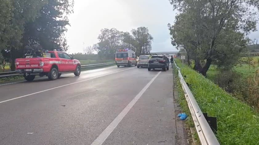 Donna investita all’alba sulla SS274: è grave, trasferita al “Vito Fazzi” di Lecce