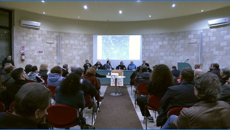 I comuni della Grecìa Salentina uniti contro il mega parco eolico
