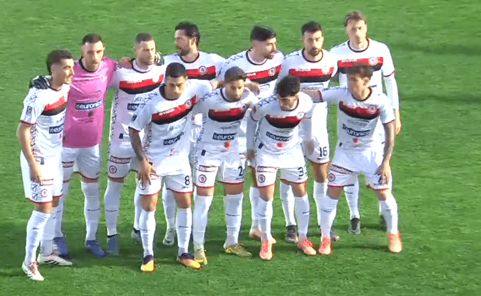 Foggia sconfitto a Crotone. Esordio amaro per Pazienza