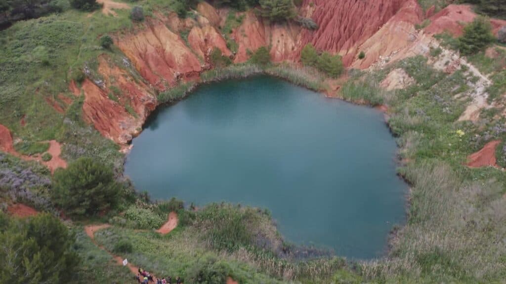 La cava di bauxite, la chiusura accende il dibattito: "si valuti una gestione pubblica del sito"