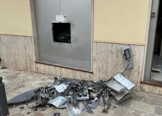 Assalti ai bancomat tra Sud e Centro Italia: 5 fermi fra Taranto e Bari