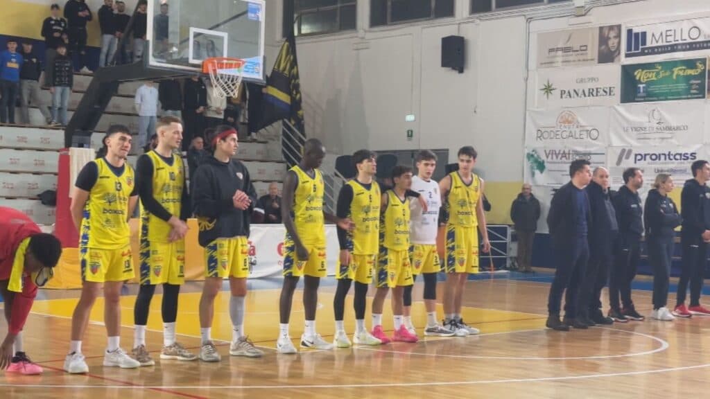Basket serie C, Corato - Monteroni big match con vista play off