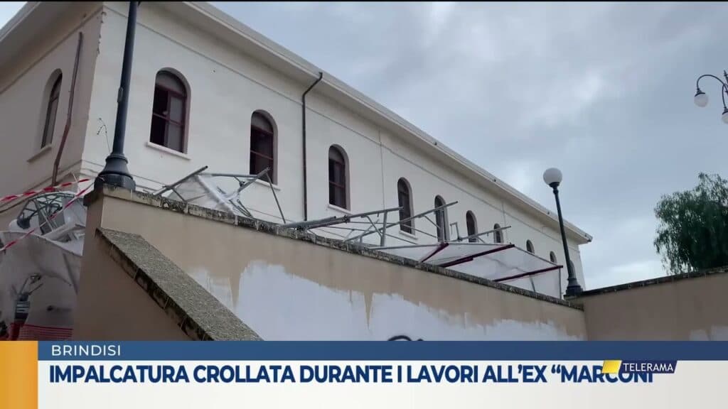 Impalcatura crollata durante i lavori all’ex “Marconi”