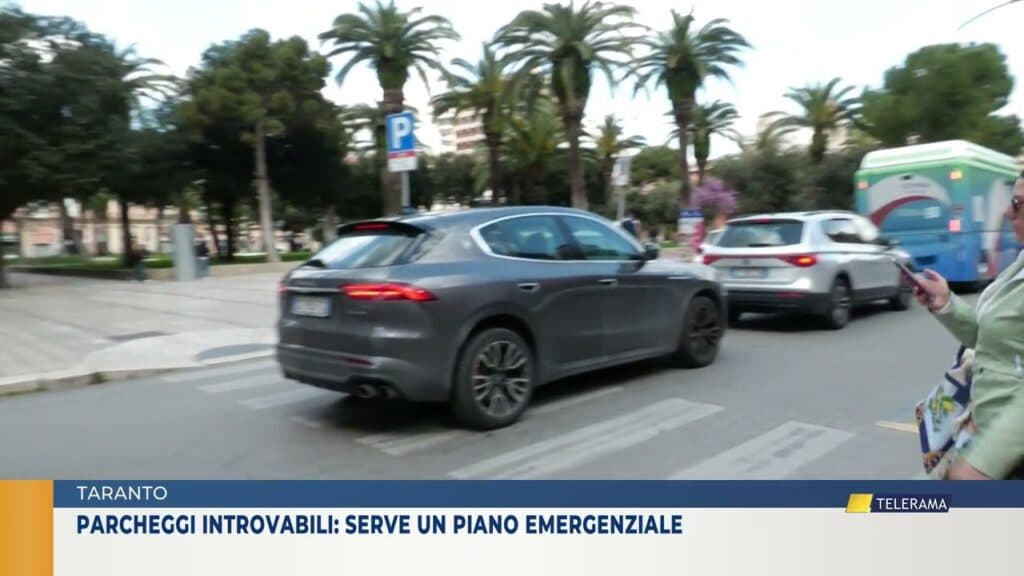 Taranto, traffico e parcheggi: situazione emergenziale