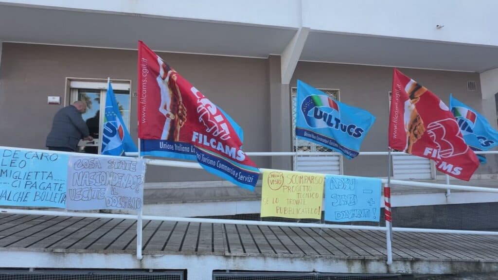 "Stipendi decurtati di 400 euro", nuova protesta dei dipendenti Adisu
