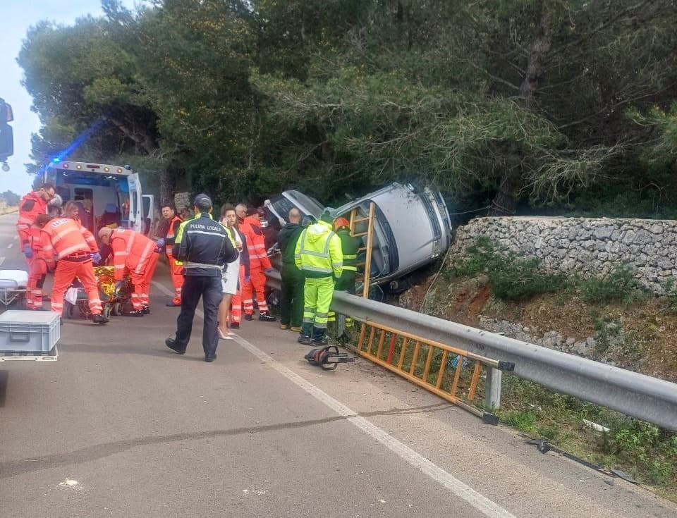 Incidente stradale sulla Lecce-San Cataldo: in ospedale una coppia
