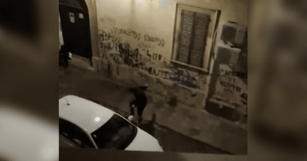 Violenza, schiamazzi e degrado in centro: i residenti chiedono maggiore sicurezza