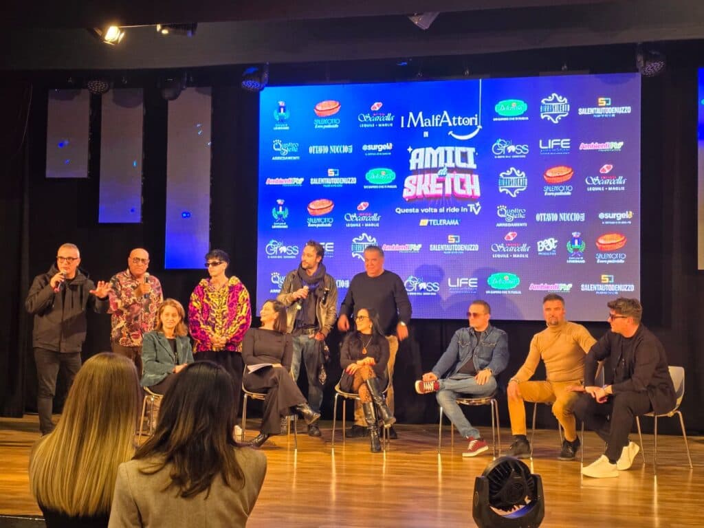 Gag, musica e improvvisazione: su Telerama arriva “Amici di Sketch”