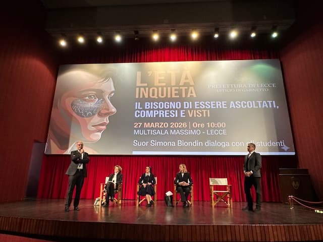 "L'età inquieta": a Lecce gli studenti incontrano le istituzioni