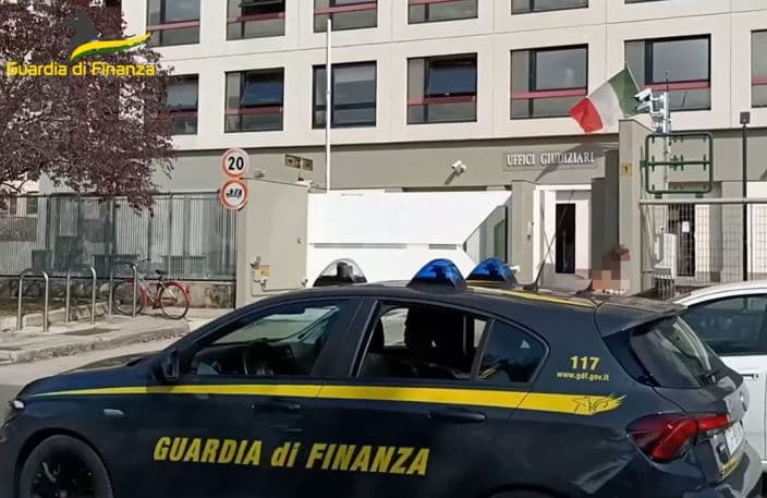 Appalti truccati alla Asl di Bari, nel mirino forniture dell'ospedale di Monopoli-Fasano