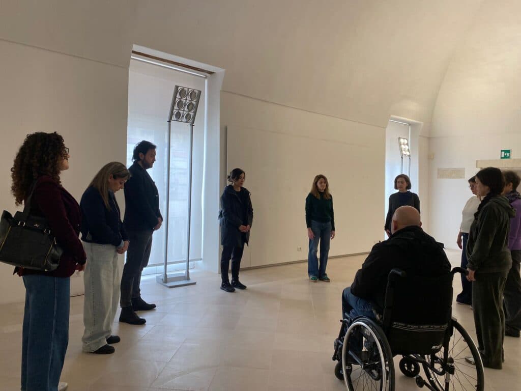Arte e mindfulness al MUST di Lecce: il museo come spazio di benessere