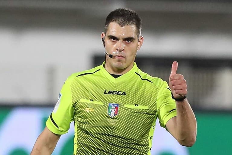 Lecce - Cremonese sarà diretta da Sozza di Seregno