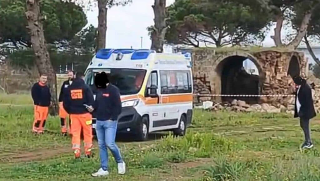 Manduria, cede un rudere: 76enne muore sotto le macerie