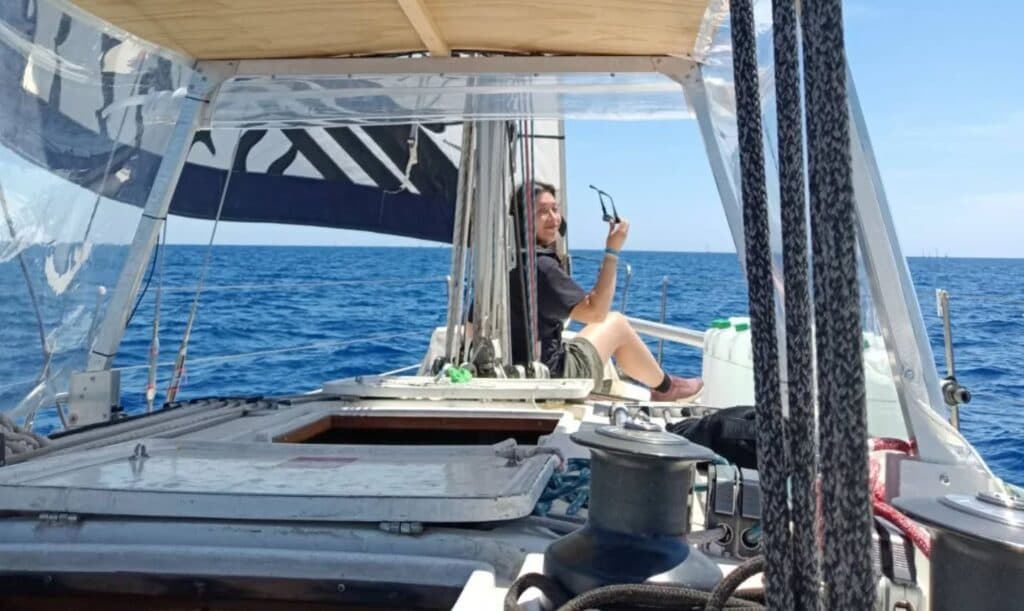 Attivista salentina fermata in mare da Israele: missione umanitaria interrotta, attesa per il rientro