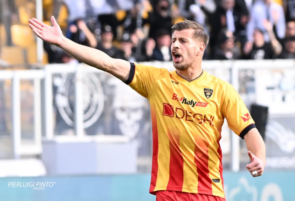 Lecce-Juventus da record. La corsa salvezza sulle strade d'Europa