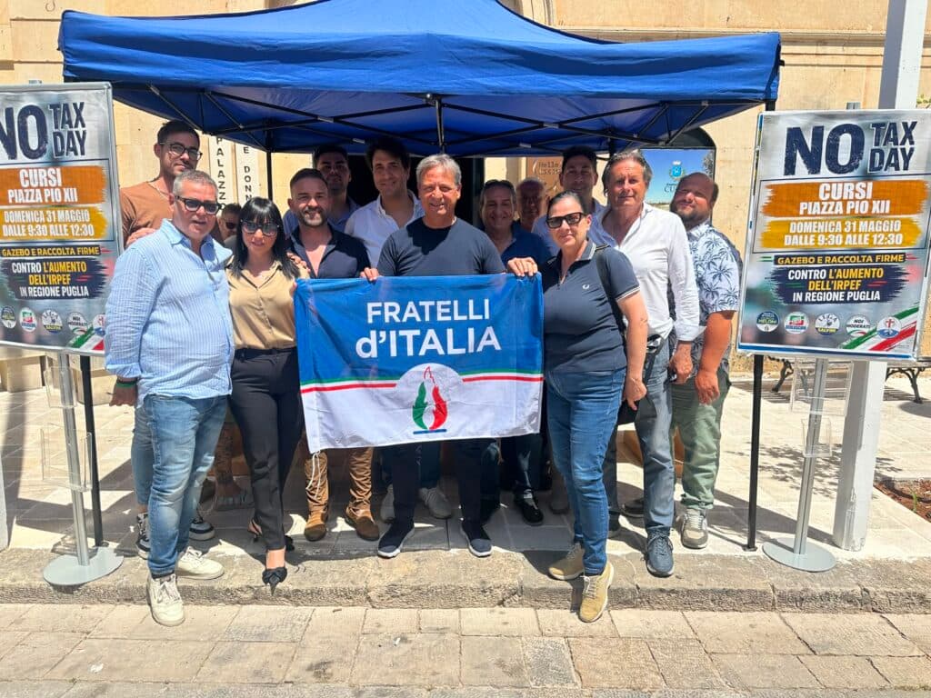 No Tax Day, il centrodestra in piazza contro l’aumento dell’Irpef