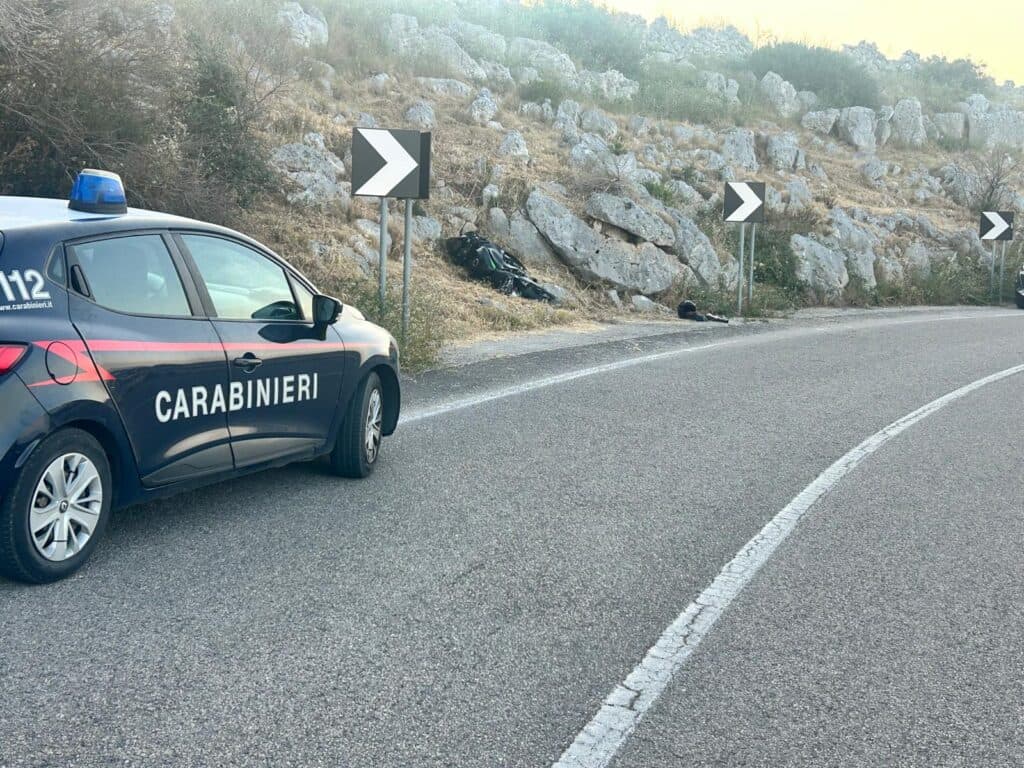 Santa Cesarea Terme, perde il controllo della moto: 43enne in rianimazione