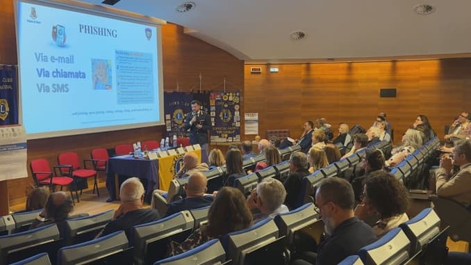 Informazione e sensibilizzazione, per contrastare le truffe informatiche