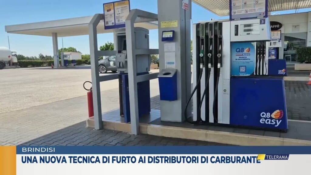 Una nuova tecnica di furto ai distributori di carburante