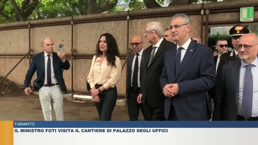 Taranto, Palazzo degli Uffici: decenni di paralisi