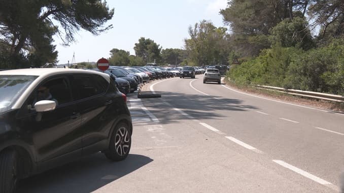 Caos parcheggi scongiurato: pinete restano off limits, ma aperte aree sosta straordinarie