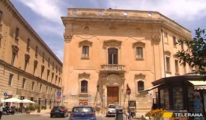 Palazzo Carafa Lecce casa senzatetto Sesia