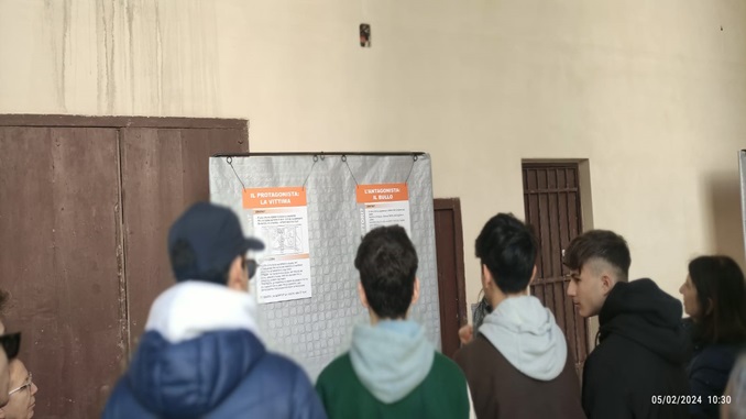 mostra bullismo, Chiostro dei Agostiniani