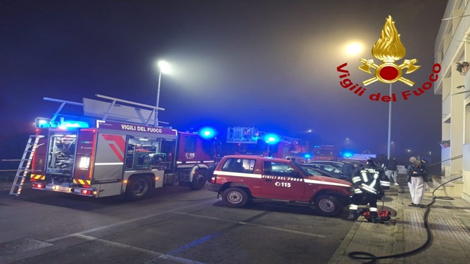 vigili-fuoco- palazzina popolare- Monteroni