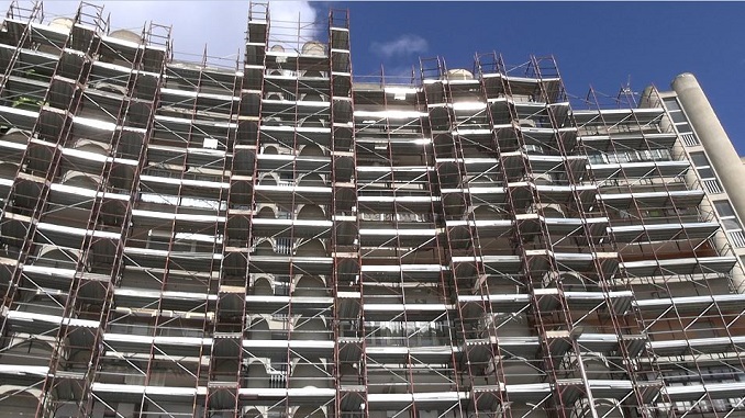 STABILE VIA SIRACUSA LECCE