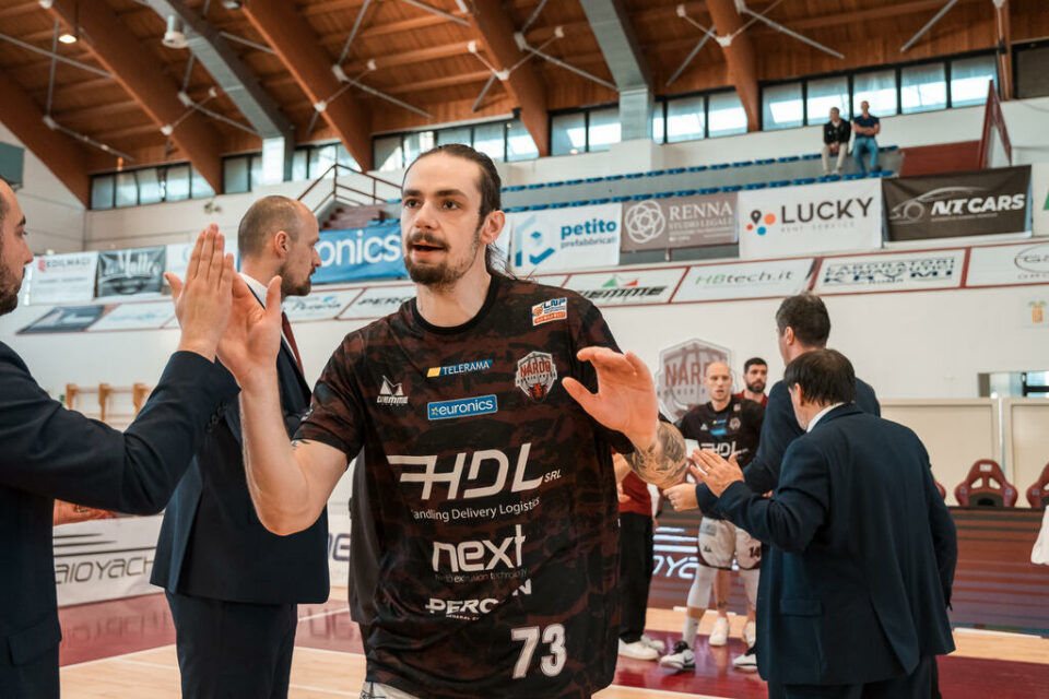 Andrea Donda, lungo di HDL Nardò