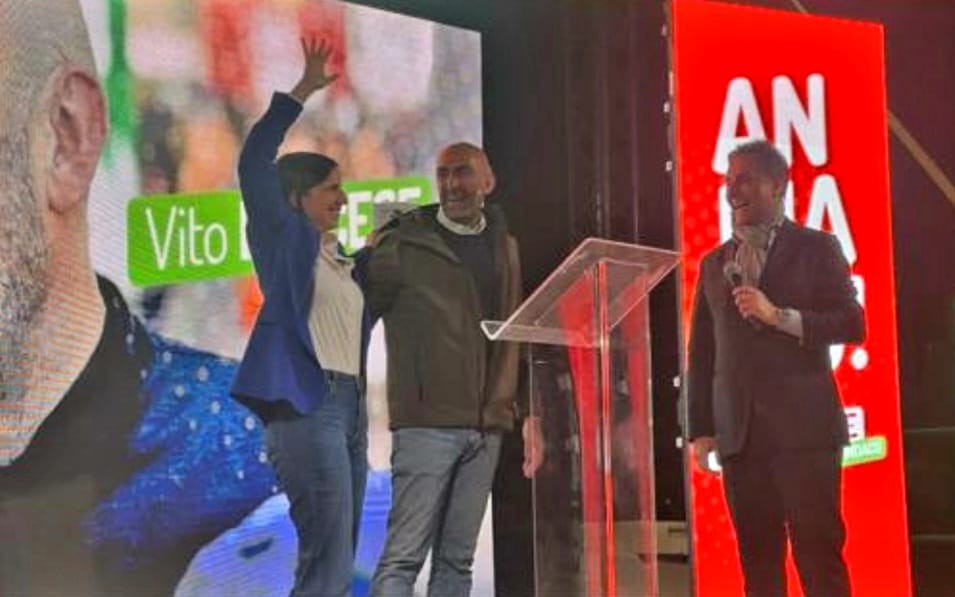 Schlein a Bari per Leccese