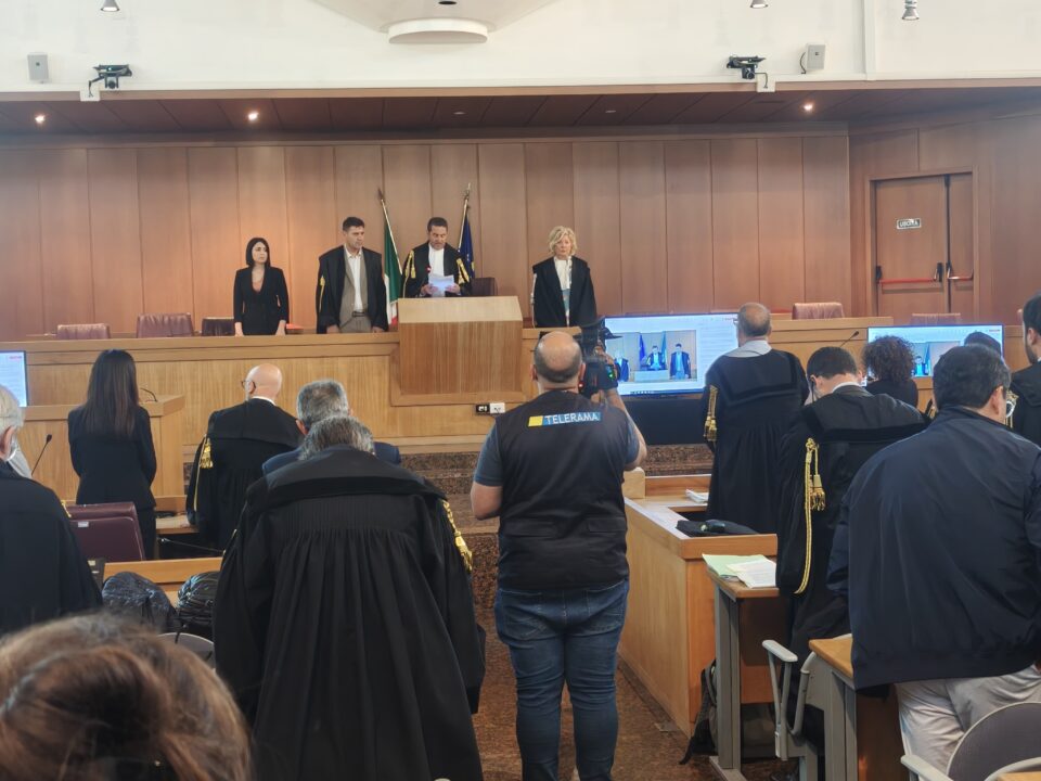 Lettura della sentenza processo case popolari