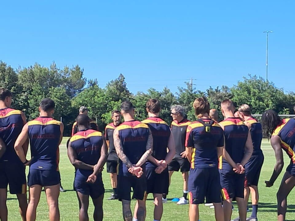 Lecce, primi allenamenti agli ordini di "Di Fra". Seduta tecnica e partitelle a tema