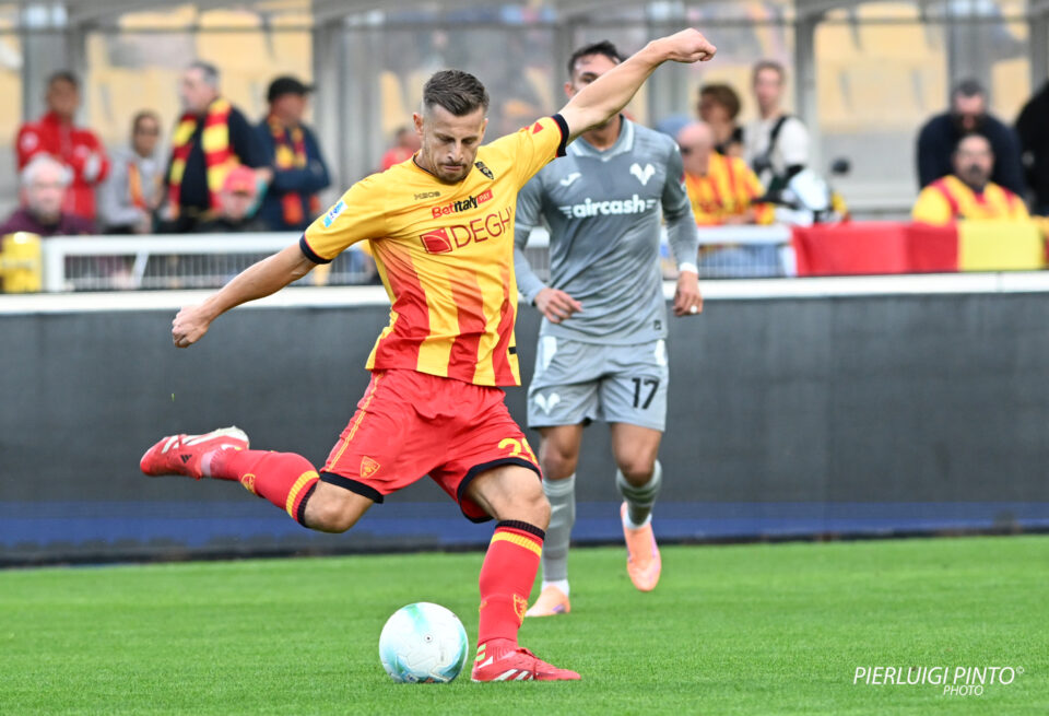 Ramadani, centrocampista del Lecce